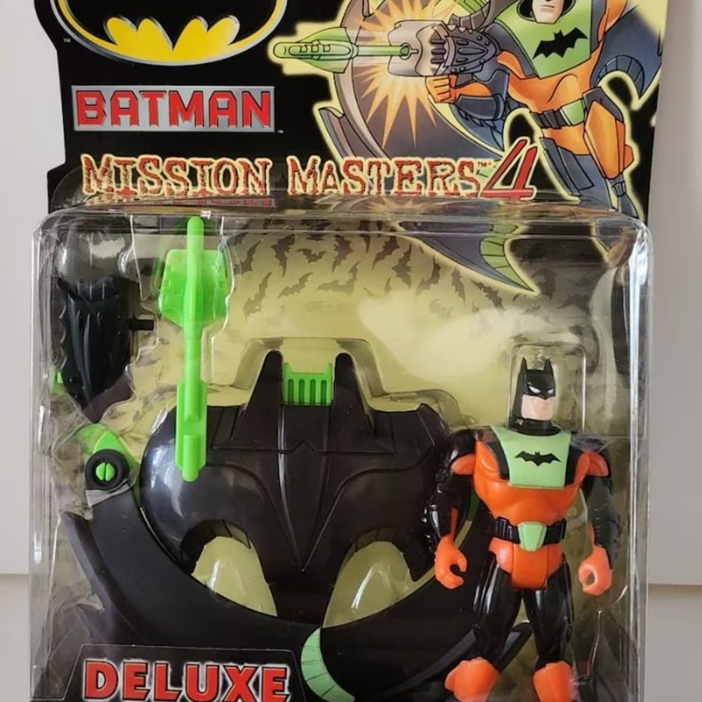 2001 Hasbro Batman Mission Masters 4 Deluxe Shadow Blast Batman Action Figure New Sealed Package