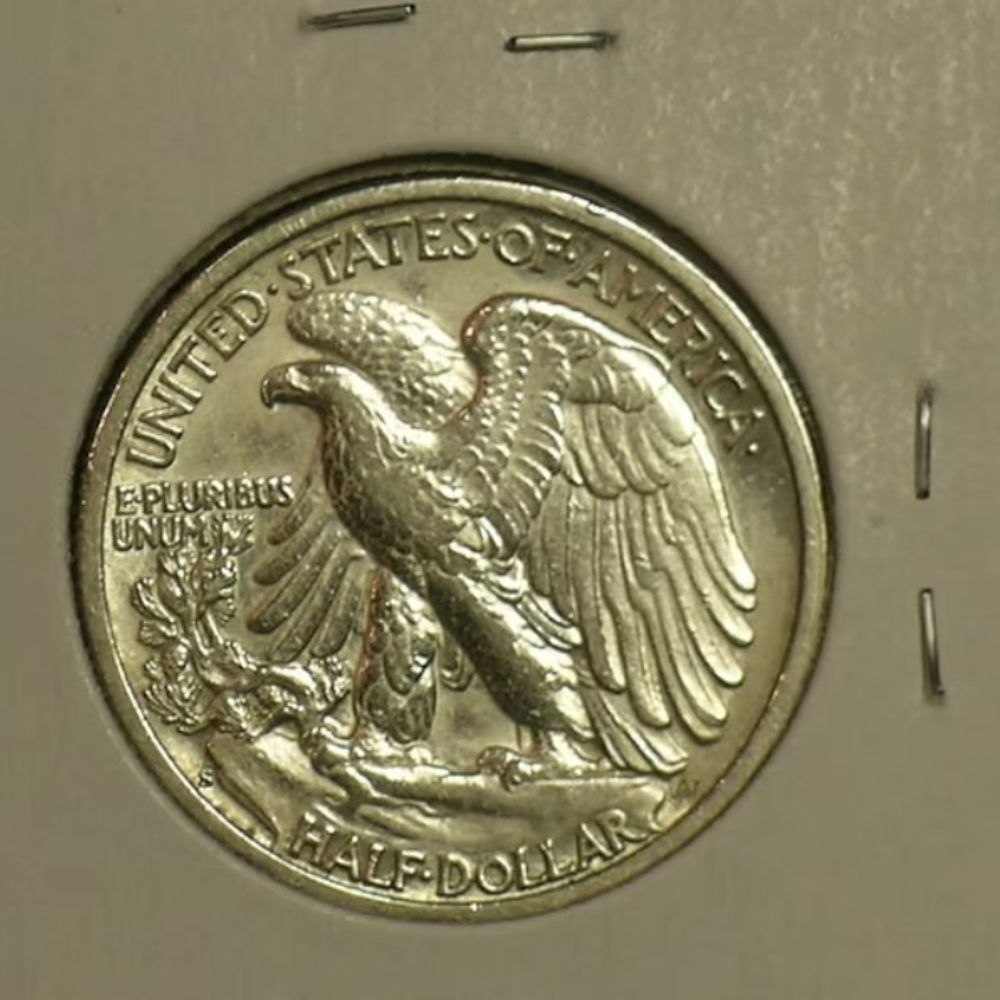 1946-S Sharp Walking Liberty Half Dollar - - Silver Coin (AE8)