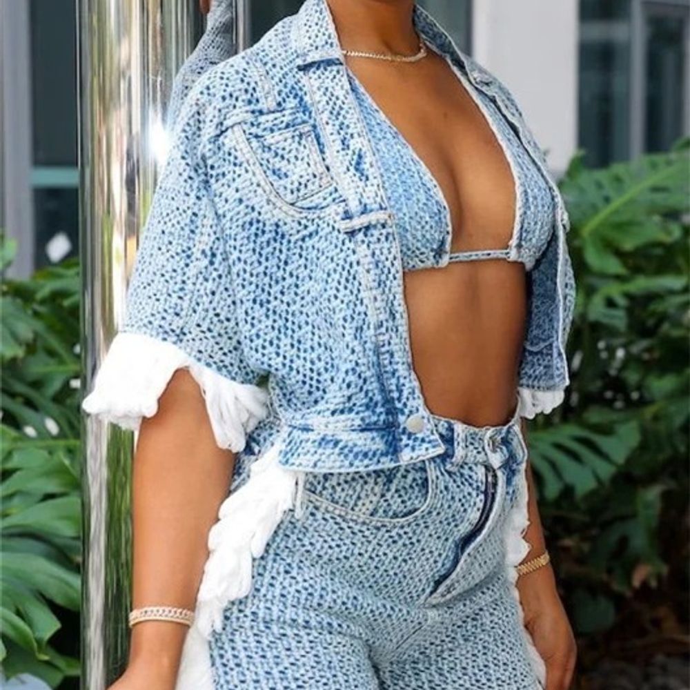 Women Denim 3-Piece Lace-Up Set with Turn-Down Collar Crop Top