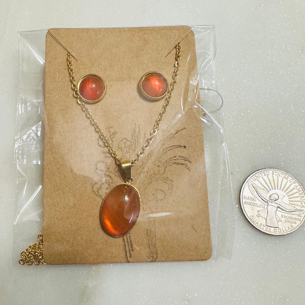 Handcrafted Carnelian Crystal Stud Earrings and Necklace Set