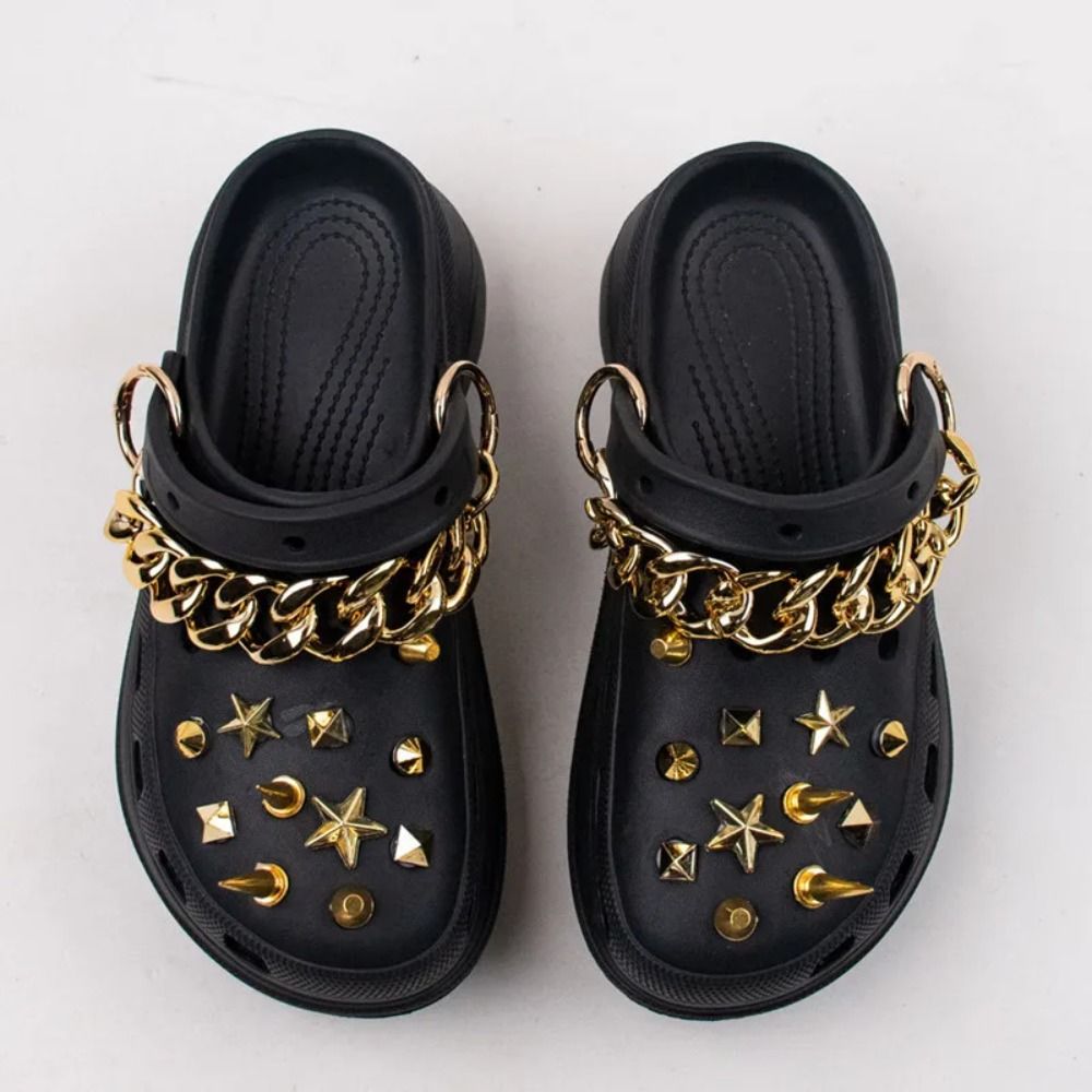 Fashion Metal Rivet Hole Shoe Charms Designer Vintage Clogs Accessories