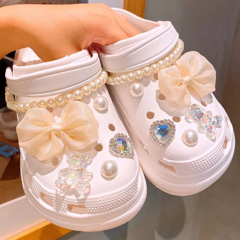 Crocs Bow Pearl Garden Shoe Charms