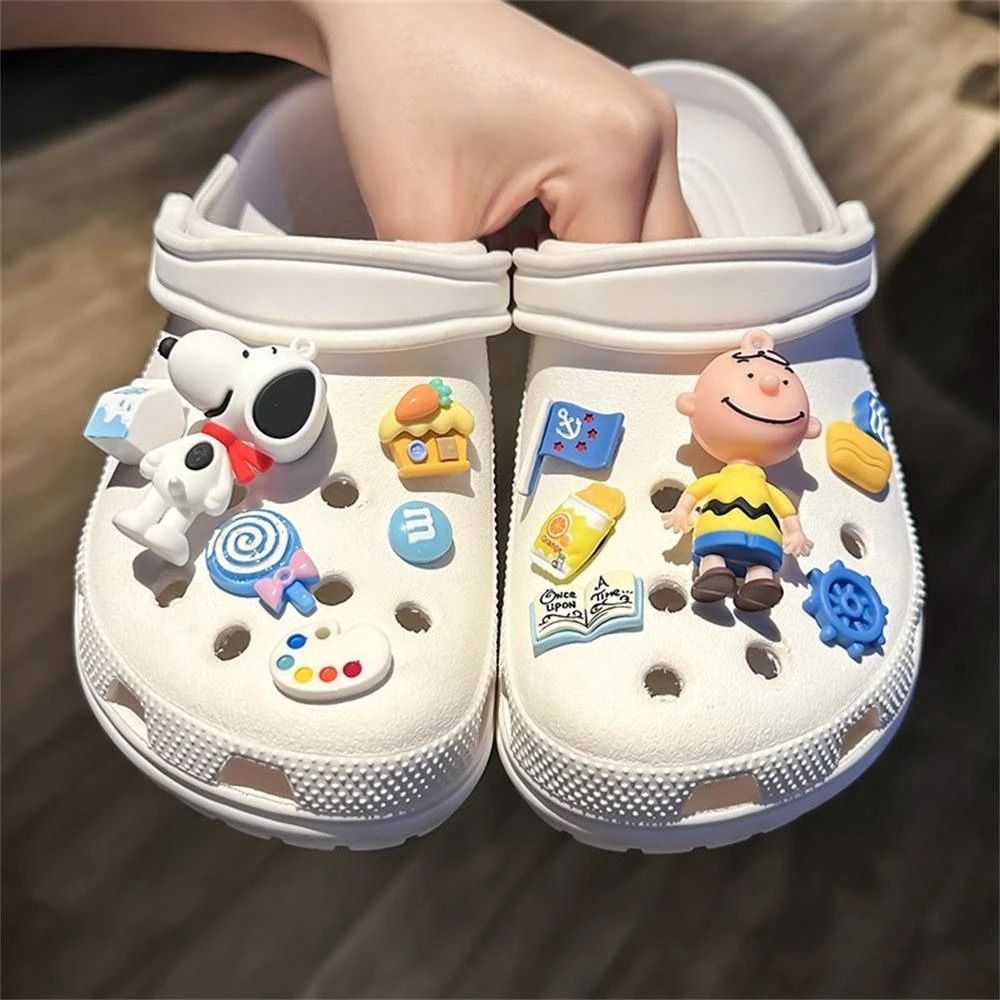 Miniso Snoopy Shoe Charm Accessories