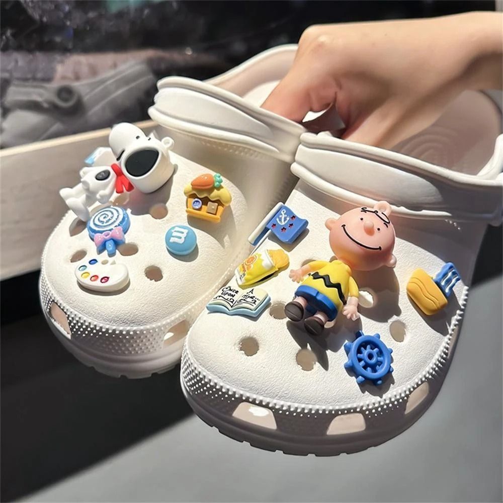 Miniso Snoopy Shoe Charm Accessories