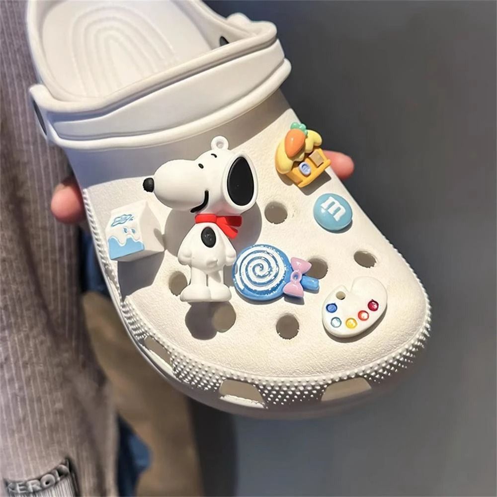 Miniso Snoopy Shoe Charm Accessories